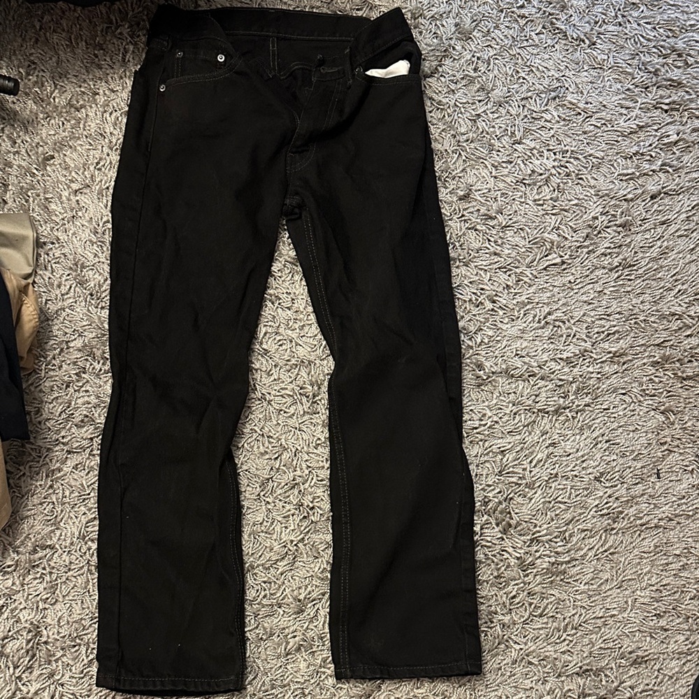 Levi's Women's Classic Black Straight Leg Jeans